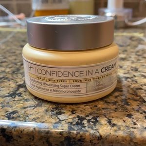 New IT Cosmetics. Confidence in a cream.
